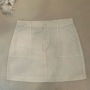Lucky Brand Cream mini Skirt sz 10 or 30